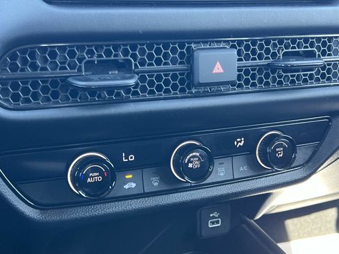 Certified 2024 Honda HR-V LX image 14