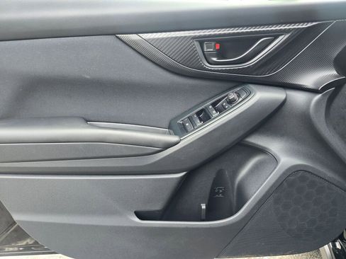 Used 2023 Subaru Crosstrek 2.0i AWD/4WD image 19