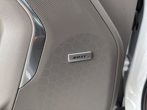 Used 2021 Chevrolet Tahoe LT w/ LT Signature Package image 19