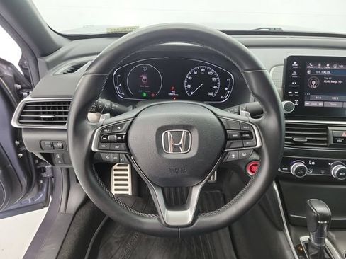 Used 2018 Honda Accord Sport image 21