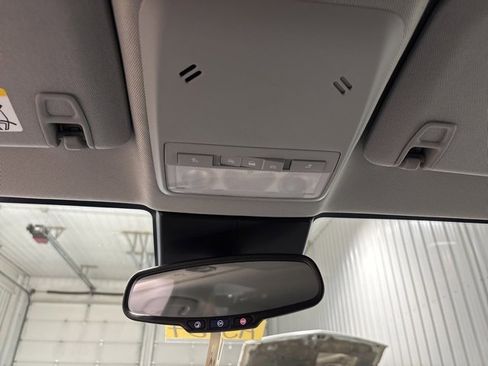 Used 2020 Chevrolet Trax LT w/ Driver Confidence Package image 16