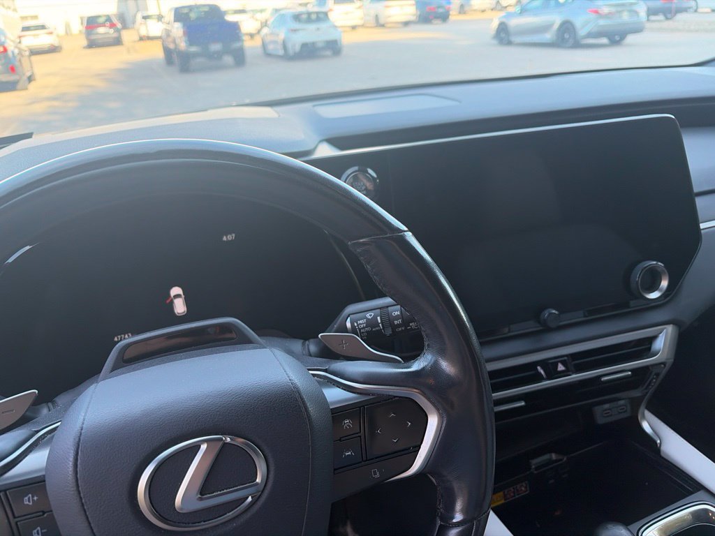 Used 2024 Lexus RX 350 Premium Plus w/ Convenience Package AWD/4WD image 5
