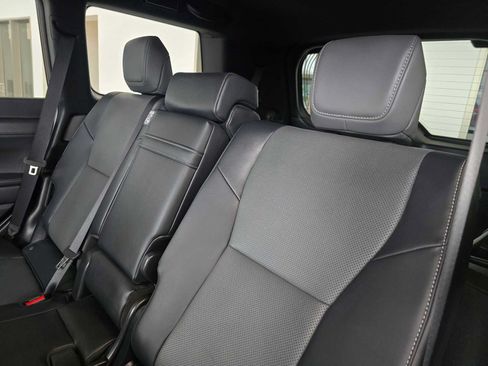 Used 2024 Lexus GX 550 w/ Cold Area Package AWD/4WD image 20