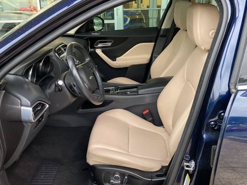 Used 2020 Jaguar F-PACE Premium AWD/4WD image 19