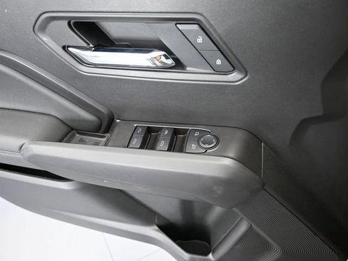 New 2025 Chevrolet Colorado LT image 35