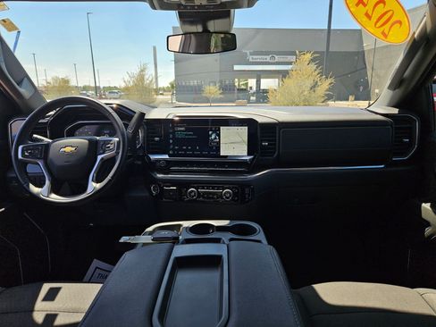 Used 2024 Chevrolet Silverado 1500 LT RWD image 16