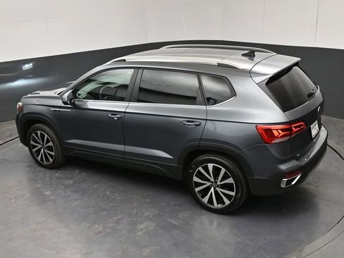 Used 2023 Volkswagen Taos SE AWD/4WD image 26