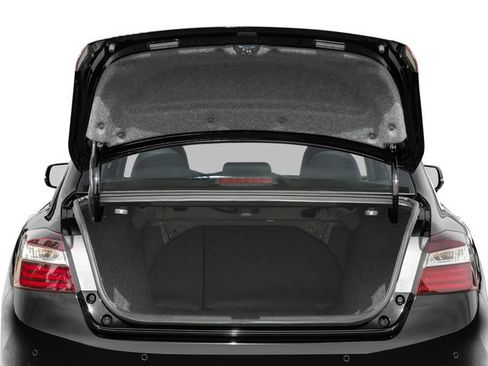 Used 2017 Honda Accord Touring image 12