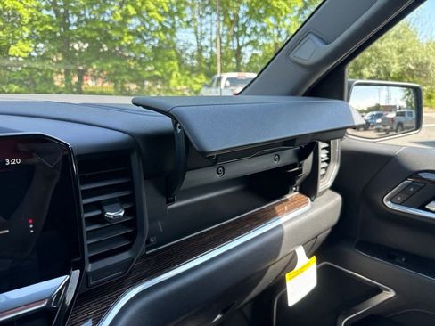 New 2026 GMC Sierra 1500 Elevation w/ Elevation Select Package AWD/4WD image 39