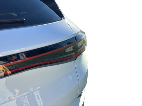 Used 2021 Volkswagen ID.4 Pro S w/ ID.4 Protection Package (IPT) image 46