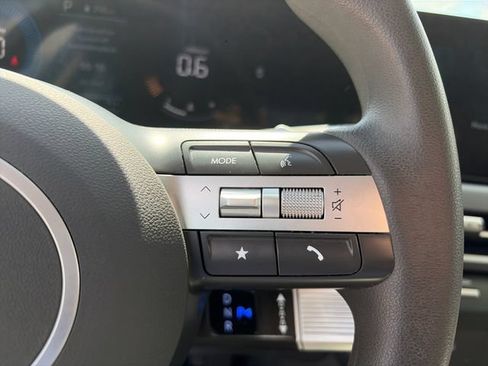 Used 2025 Hyundai Sonata SEL FWD image 13