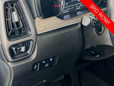 Certified 2023 Kia Sorento X-Line EX AWD/4WD image 11