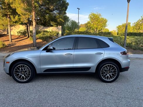 Used 2016 Porsche Macan S image 2