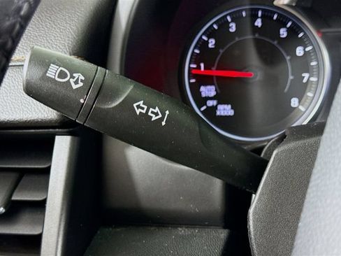 Used 2019 GMC Terrain SLE AWD/4WD image 13