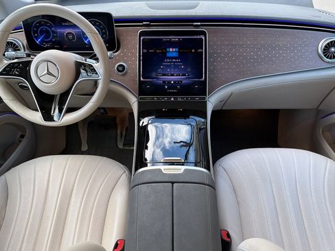 Used 2023 Mercedes-Benz EQS 450+ SUV image 17