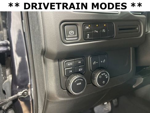 Used 2024 Chevrolet Tahoe LT image 23