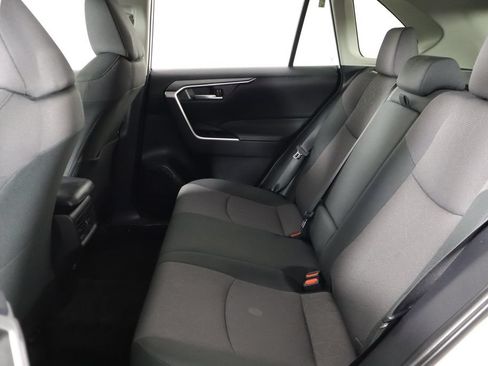 Used 2025 Toyota RAV4 XLE FWD image 16