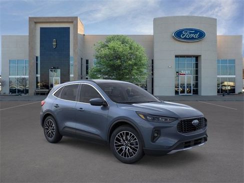 New 2026 Ford Escape SE w/ PHEV Premium Package image 7