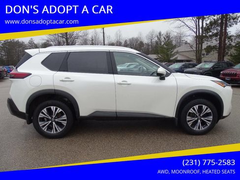 Used 2021 Nissan Rogue SV image 1