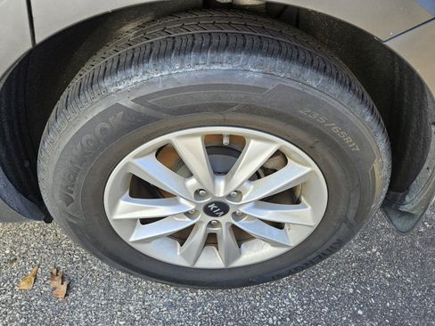 Used 2019 Kia Sorento LX w/ LX Convenience Package image 10