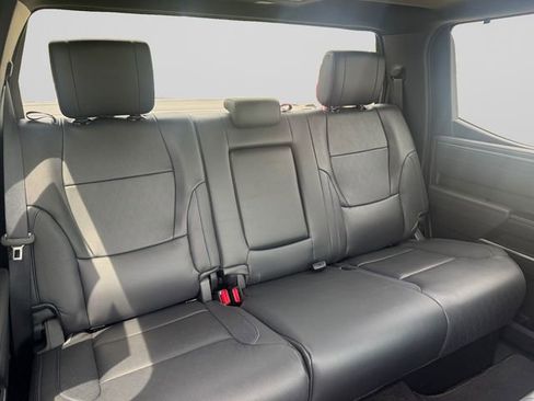 Used 2023 Toyota Tundra Platinum AWD/4WD image 18