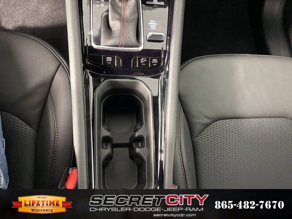 New 2026 Jeep Compass Trailhawk AWD/4WD image 25