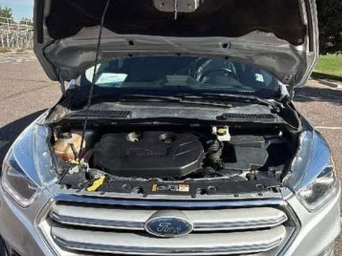 Used 2018 Ford Escape Titanium image 23