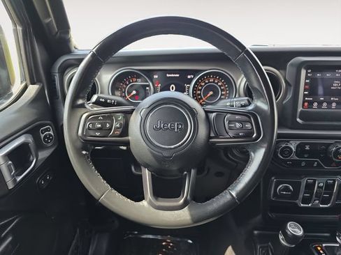 Used 2018 Jeep Wrangler Unlimited Sport S AWD/4WD image 12