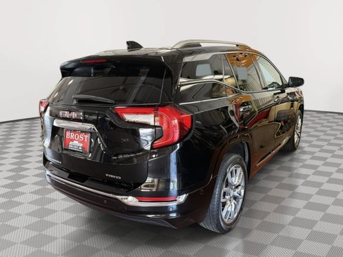 Used 2023 GMC Terrain Denali AWD/4WD image 4