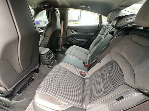 Certified 2025 Porsche Taycan Turbo AWD/4WD image 34
