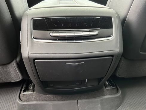 Used 2025 Cadillac Escalade Sport w/ Touring Package AWD/4WD image 42