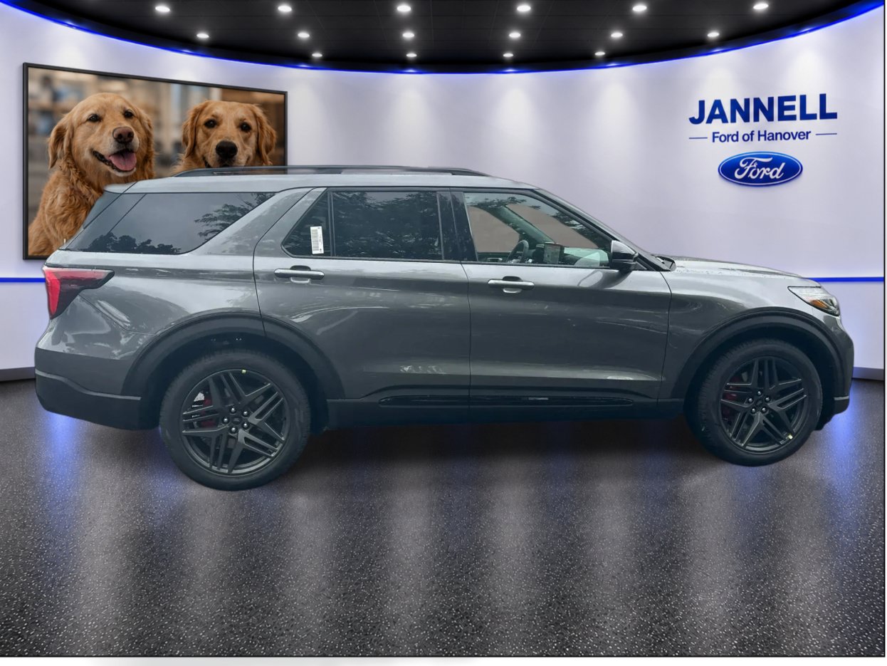 New 2027 Ford Explorer ST AWD/4WD image 4