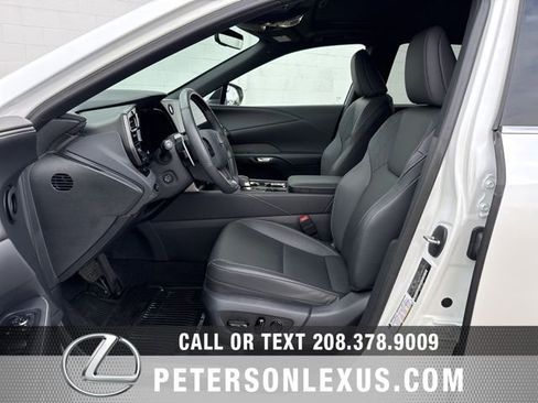 Used 2025 Lexus RX 350h w/ Convenience Package image 23