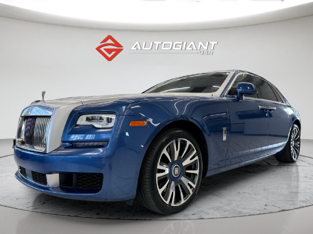 Used 2019 Rolls-Royce Ghost RWD image 3