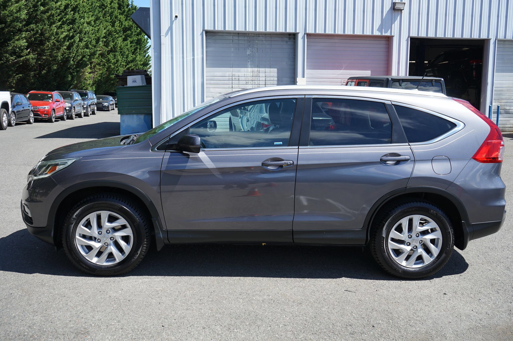 Used 2015 Honda CR-V EX-L image 2