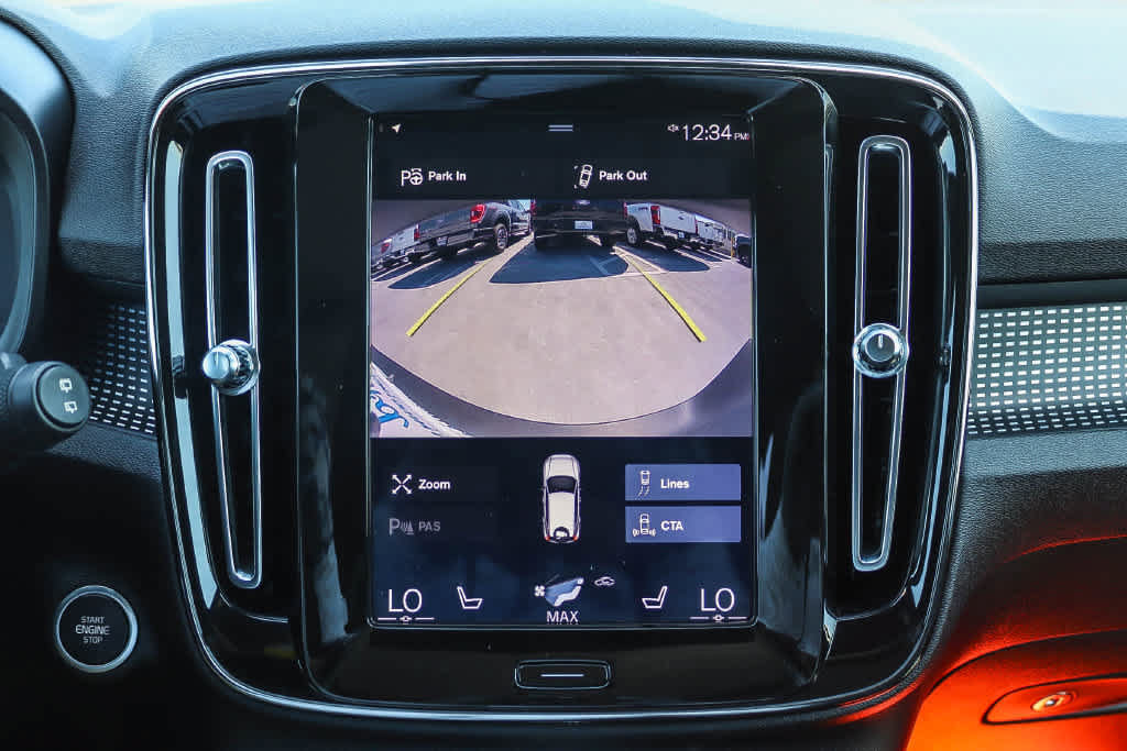 Used 2019 Volvo XC40 T5 R-Design AWD/4WD image 29