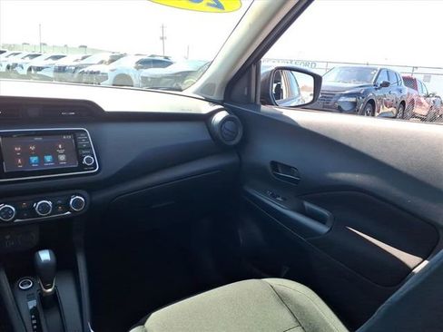 Used 2025 Nissan Kicks Play S FWD image 12