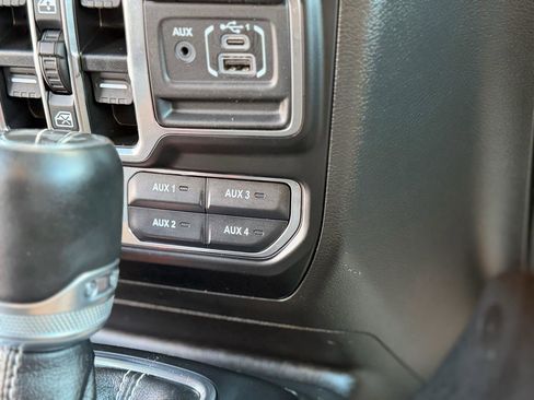 Used 2023 Jeep Wrangler Unlimited Sahara w/ LED Lighting Group image 20