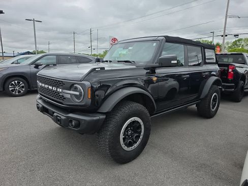 Used 2022 Ford Bronco Badlands w/ Sasquatch Package AWD/4WD image 1