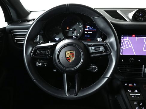 Used 2023 Porsche Macan Turbo AWD/4WD image 18
