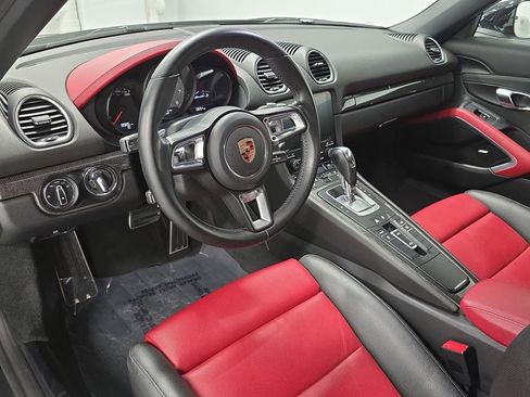 Used 2017 Porsche 718 Boxster S RWD image 4