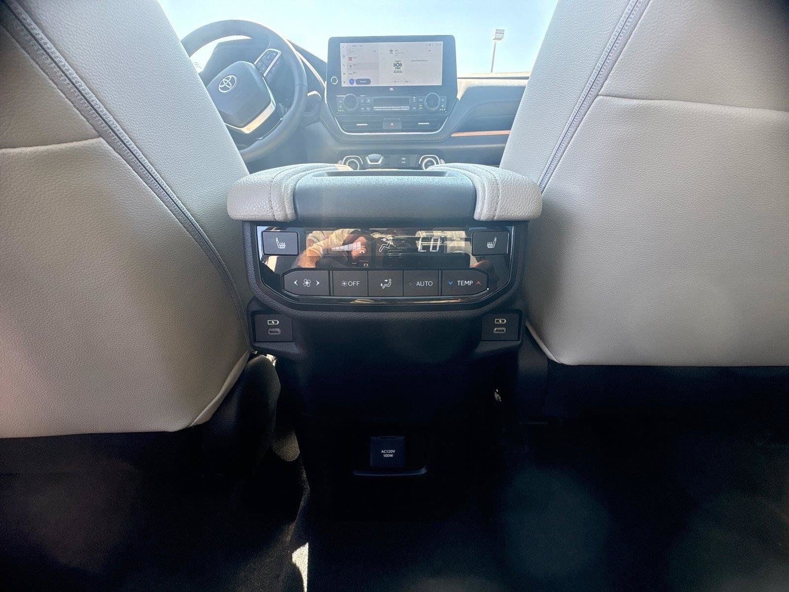Used 2026 Toyota Grand Highlander AWD image 14