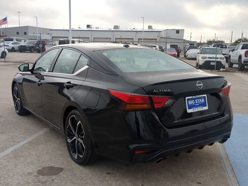 Used 2024 Nissan Altima 2.5 SR image 6