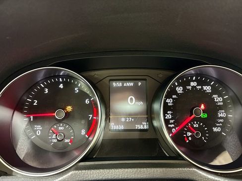 Used 2018 Volkswagen Passat 2.0T SEL Premium FWD image 14