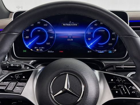 Certified 2023 Mercedes-Benz EQE 500 4MATIC SUV image 18