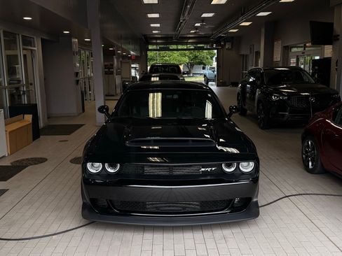 Used 2018 Dodge Challenger SRT Demon RWD image 2