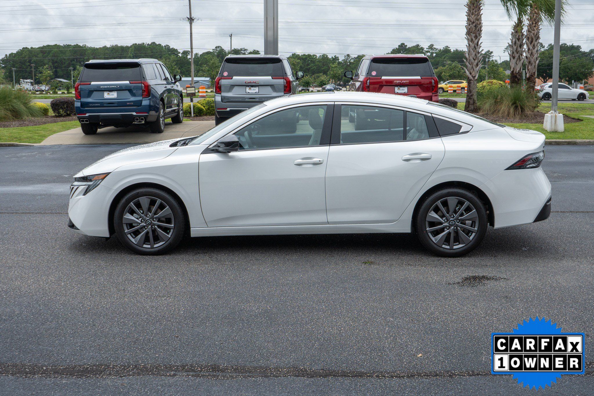 Used 2026 Nissan Sentra SL w/ Floor Mat Package FWD image 6