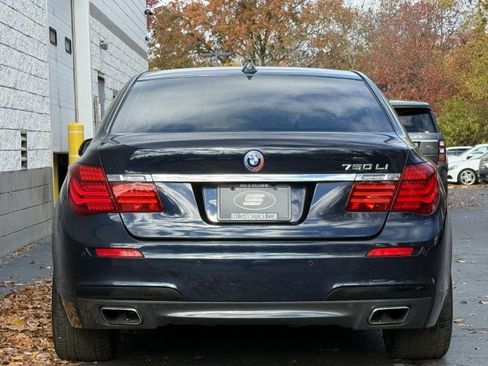 Used 2014 BMW 750Li image 16
