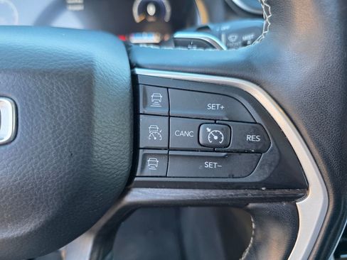 Used 2021 Jeep Grand Cherokee L Limited w/ Trailer Tow Group (B) image 24