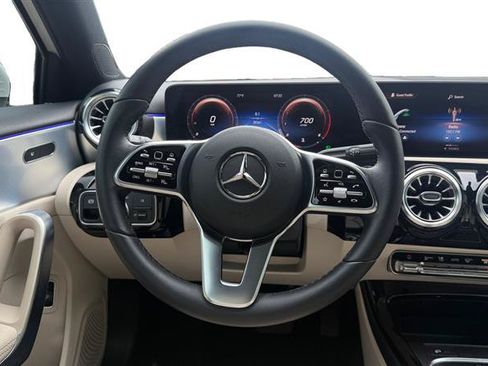Used 2022 Mercedes-Benz A 220 image 13